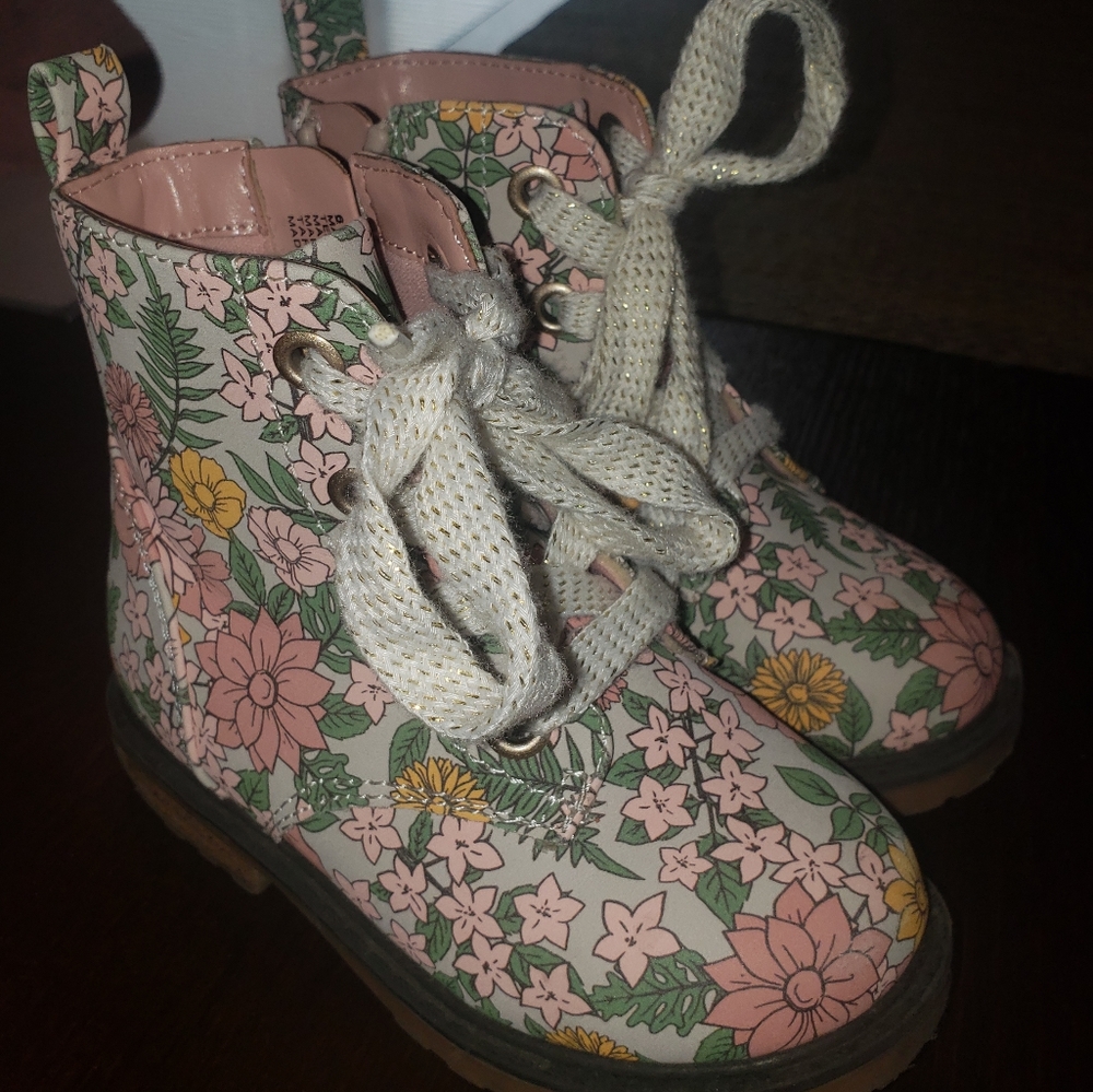 Cat & Jack Pink Floral Combat Boots Giovanna Zipper Laces Flowers Toddler Size 6